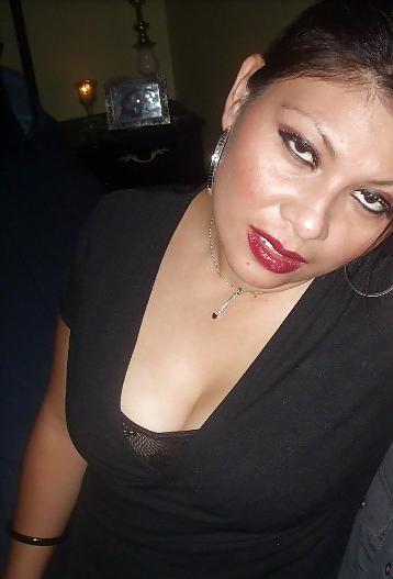 24P Slutty latina milf