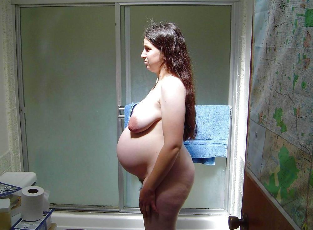 21P Electron11's UNUSUAL BREASTS! Small Saggy Hairy Lovely! 