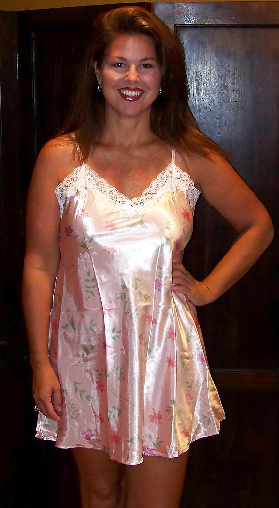 25P Satin Amateurs 3