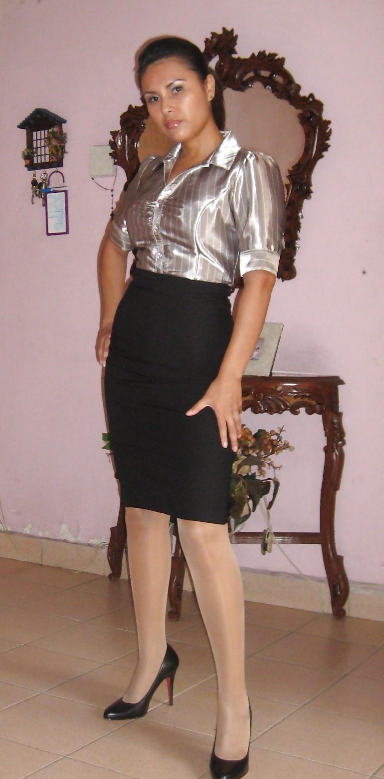 25P Satin Amateurs 3