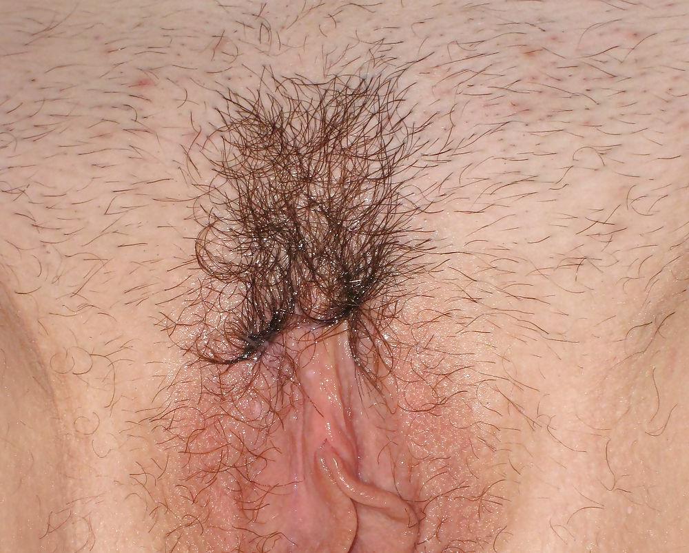 25P Hairy pussy 3
