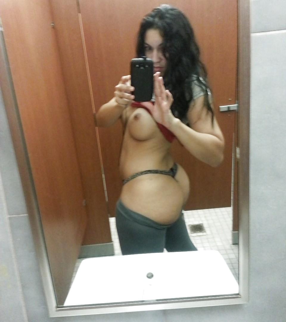 4P Gym Selfies