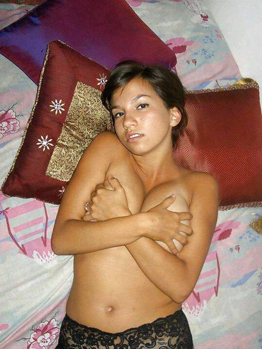 25P Sexy Latina Babes