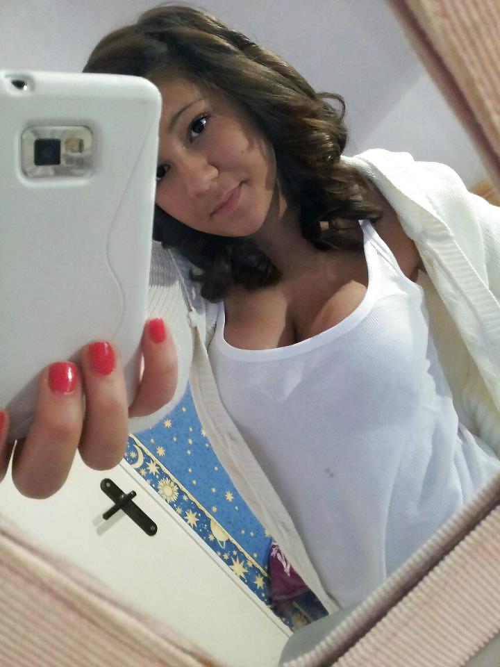 25P Bulgarian girl: Julieta