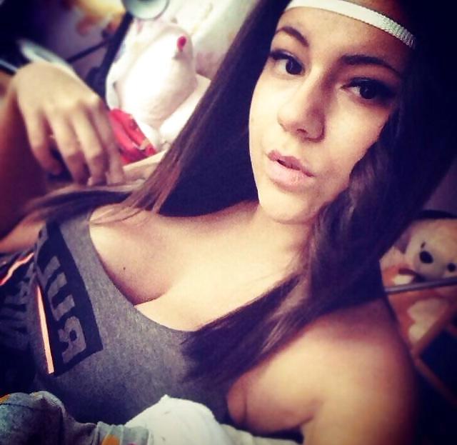 25P Bulgarian girl: Julieta
