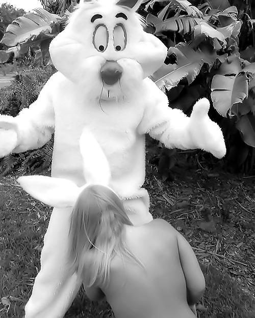 25P Black and White 992! (Blowjob)