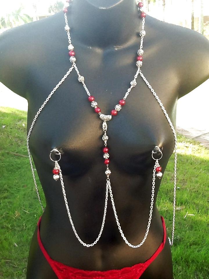 10P I am a Custom Nudist and Lifestyle Jewelry designer.