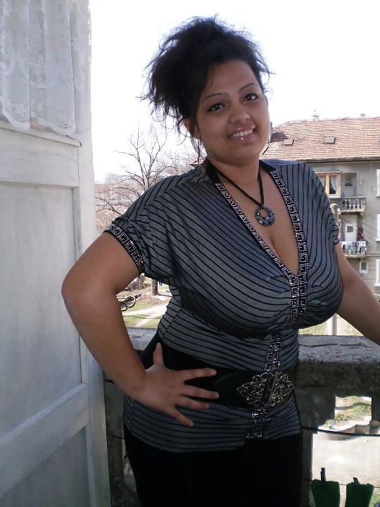15P Busty Bulgarian Woman 11