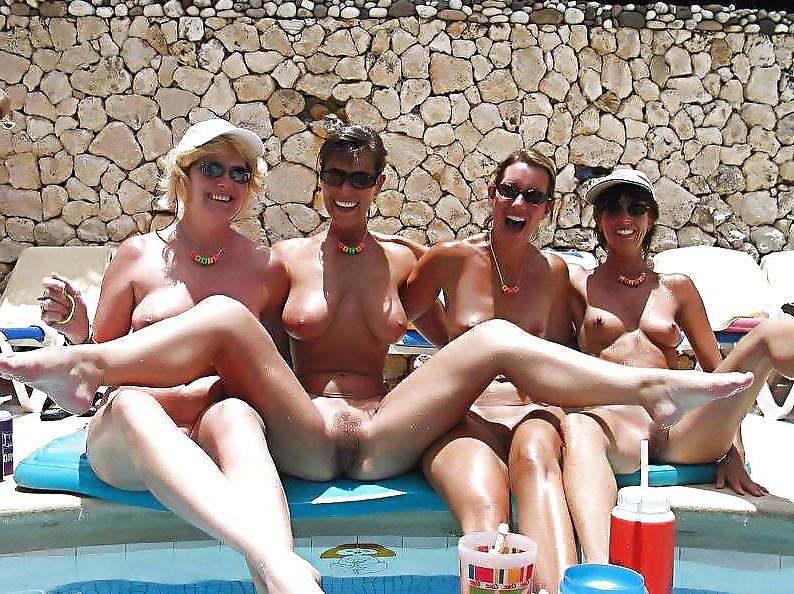 25P Nudist