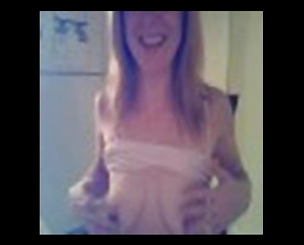 25P Real Amateurs On Webcam 27