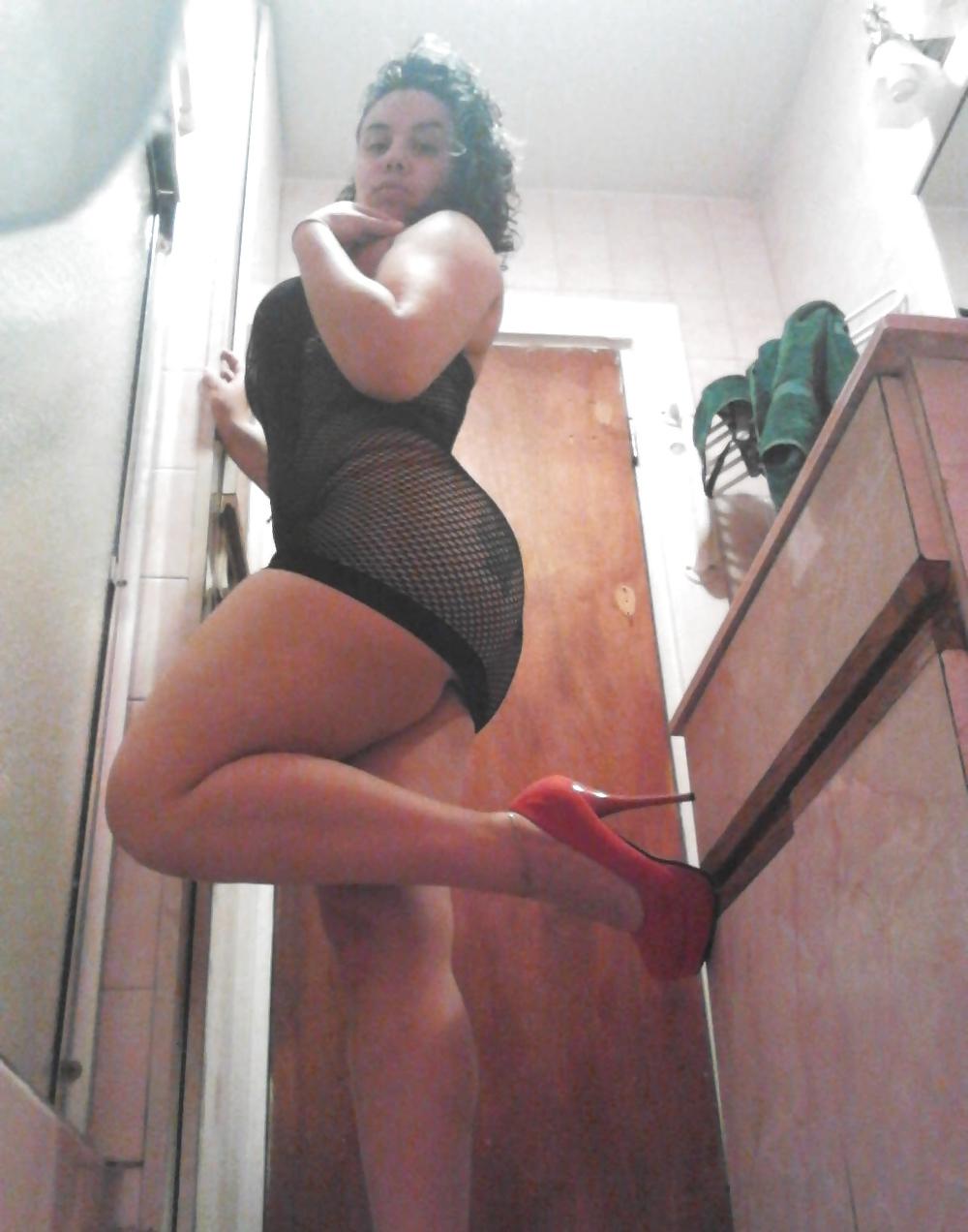 25P Latina Co-Worker