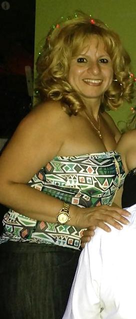 6P Latina cum dumpster 6 - would you fuck this puta?