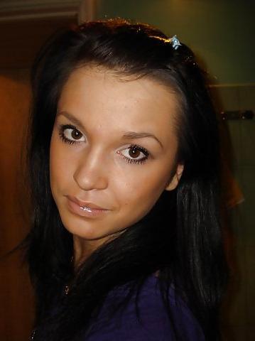 22P Russian mcdonald's manager girl - Nadezhda