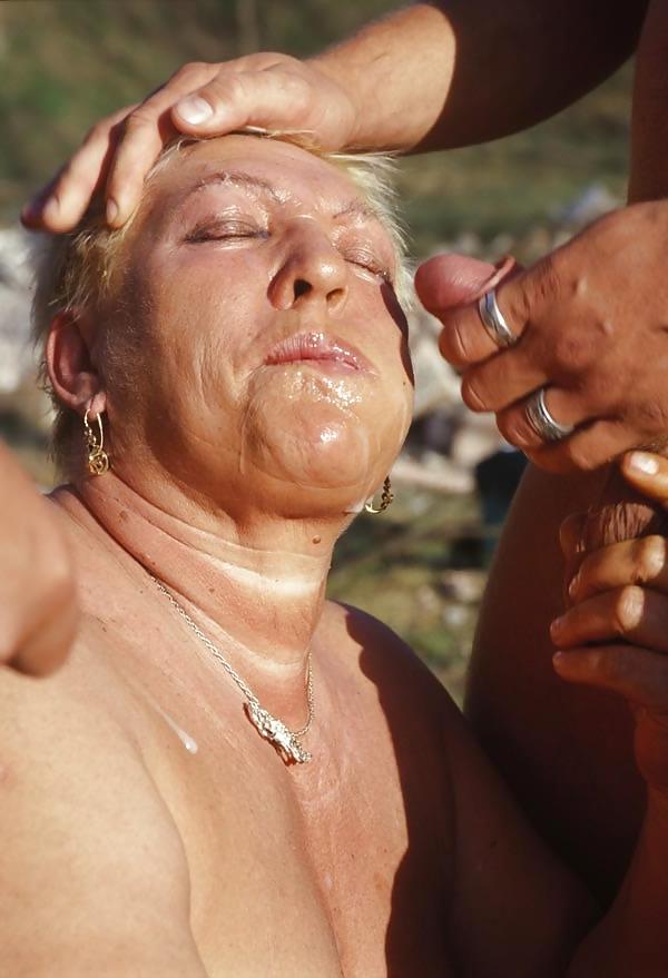 5P Mature fuck slut and nudist