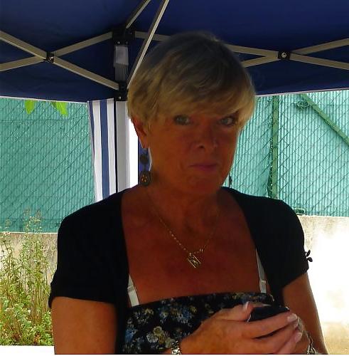 25P Adopte une salope (Divers)