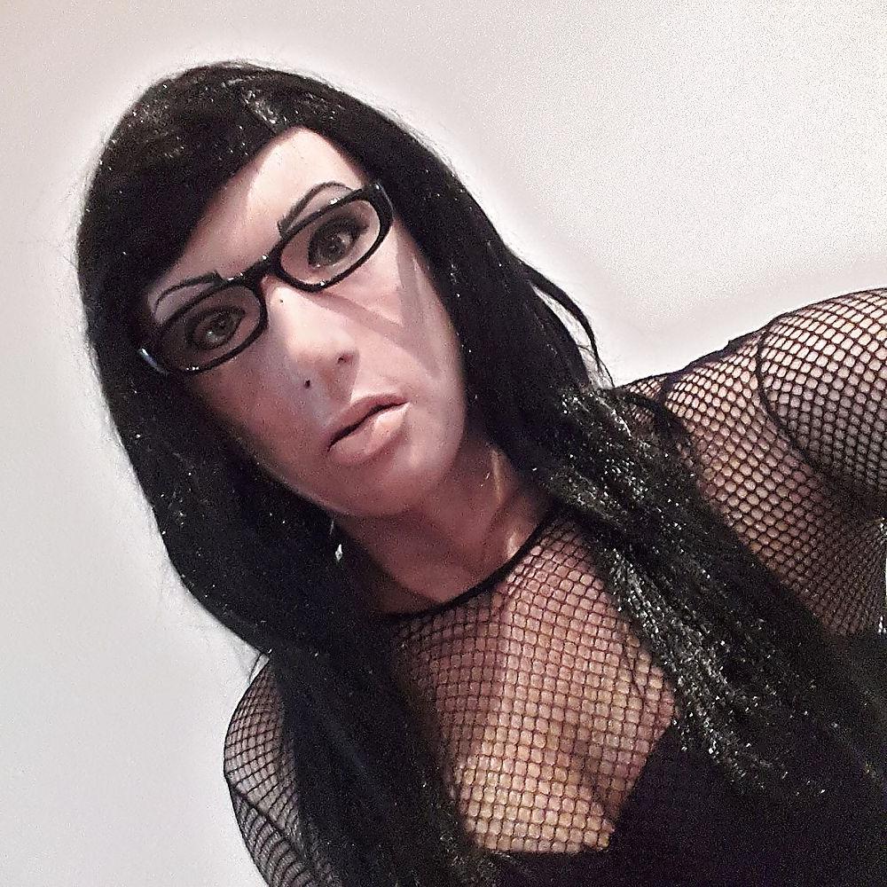 18P Fishnet whore