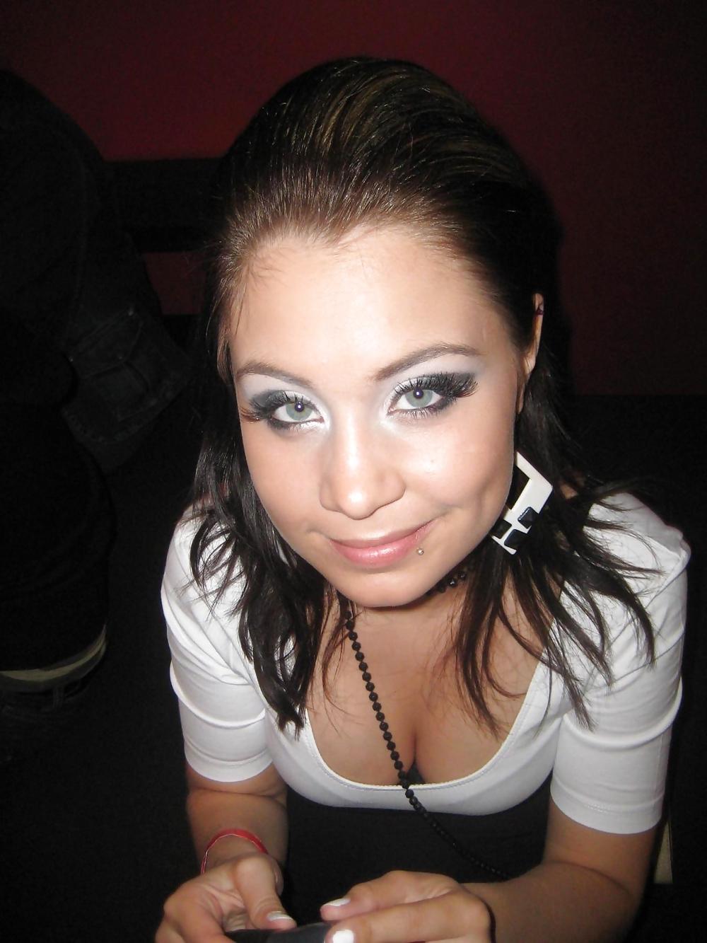 8P Anna Abreu - Hot Finnish Singer