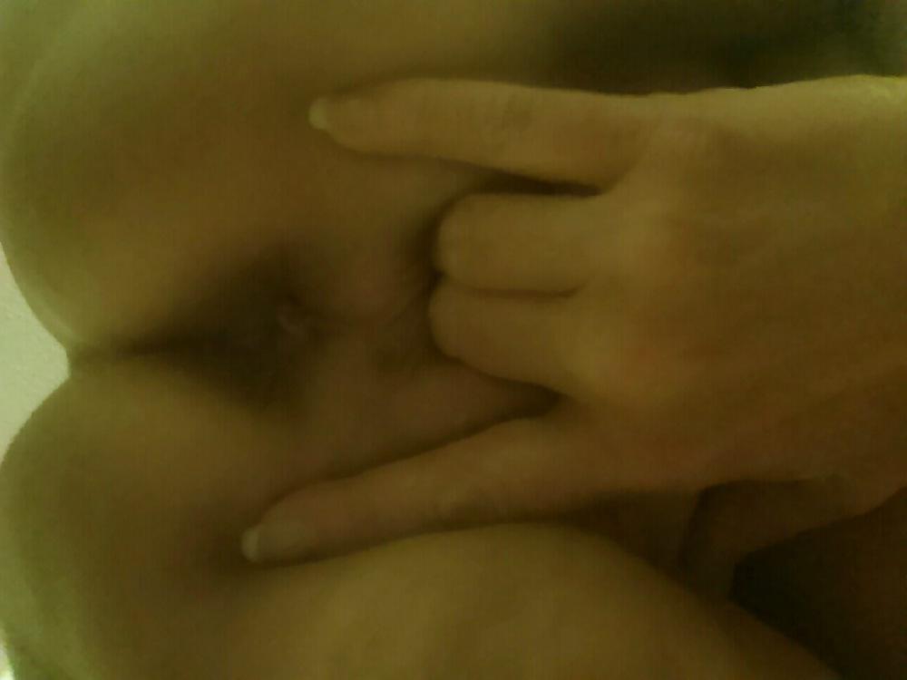 11P Naked nude slut with vibrator in my pussy self shot whore 