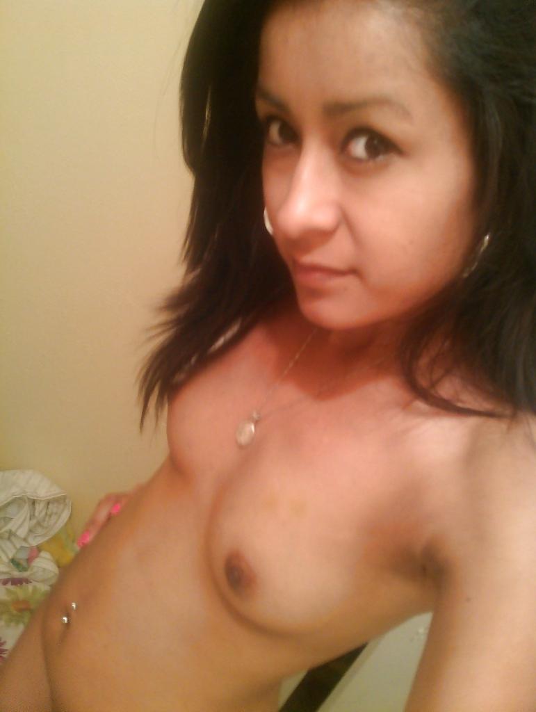 17P Pretty Young Latina