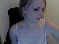 11P Webcam Girl LieveAnouk