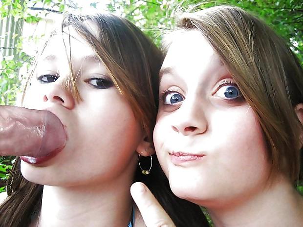 25P Two Girl Blowjobs