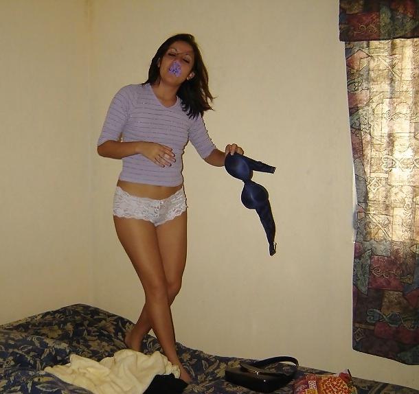 4P Sexy latina 