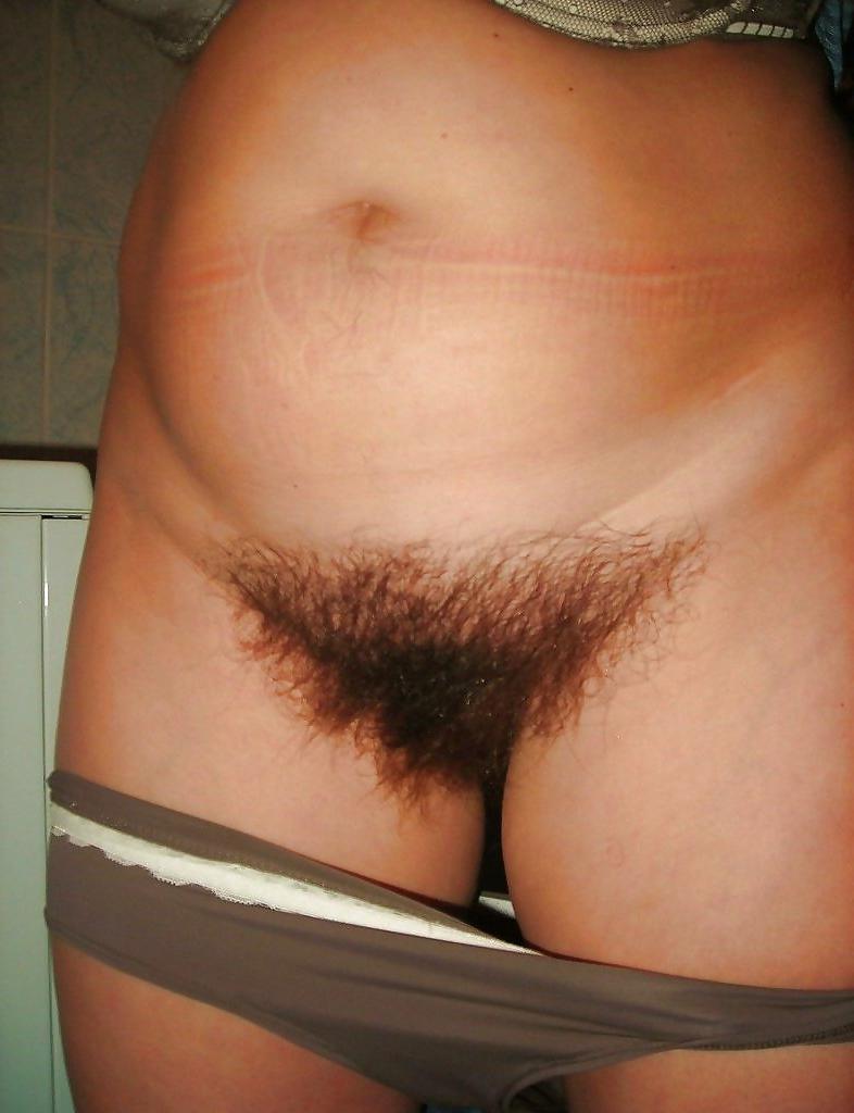24P FIGA PELOSA 28 HAIRY PUSSY CHATTE POILUE CONO PELUDO