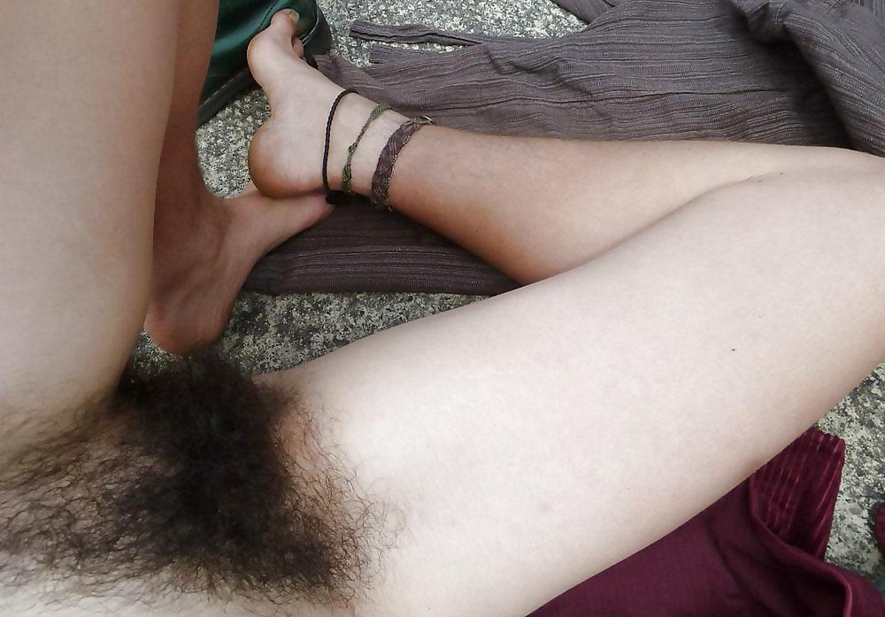 24P FIGA PELOSA 28 HAIRY PUSSY CHATTE POILUE CONO PELUDO