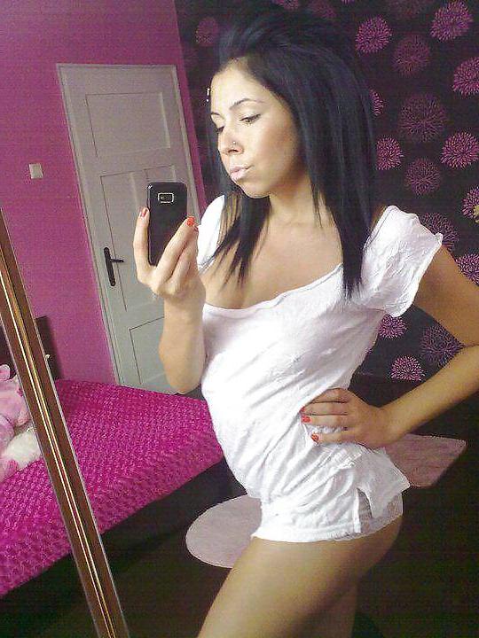 25P Bulgarian girl: Emanuela