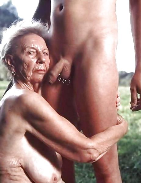 25P Any time it's granny time!
