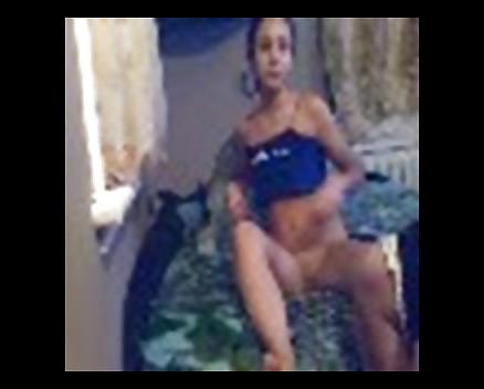 25P Real Amateurs On Webcam 14