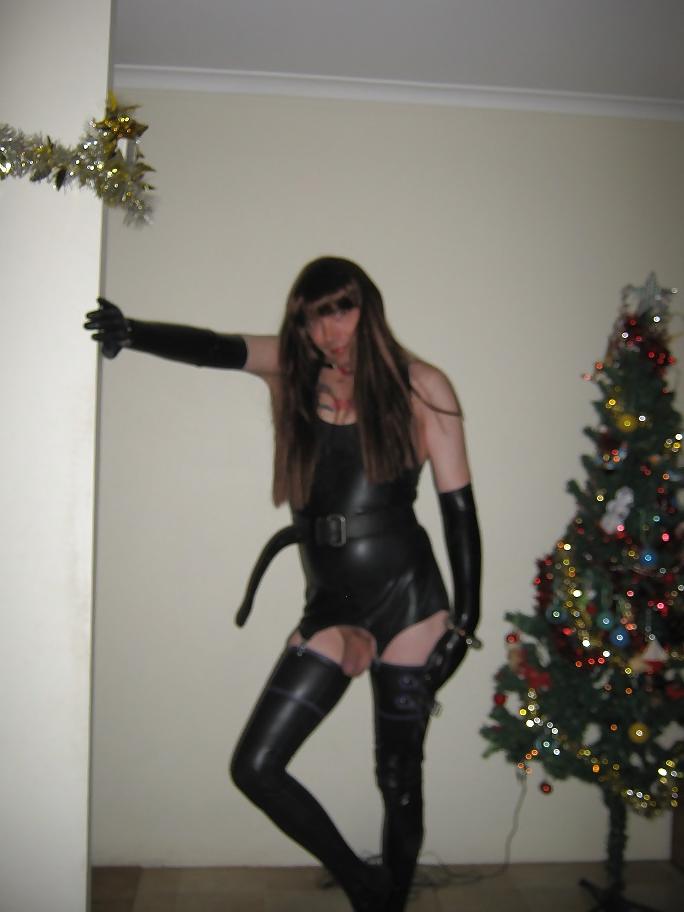 6P A very latex (sadly slightly blurry) xmas!