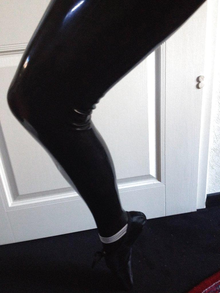 14P Latex Ballet
