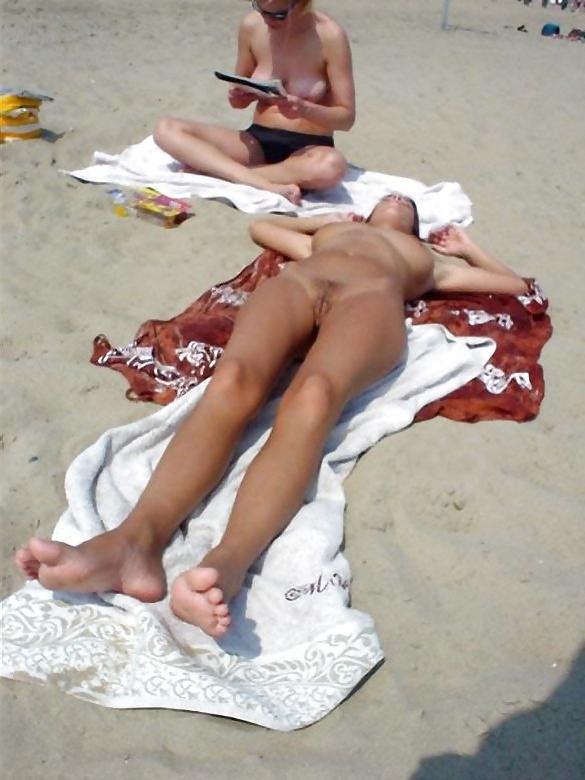 25P Hairy Nudists