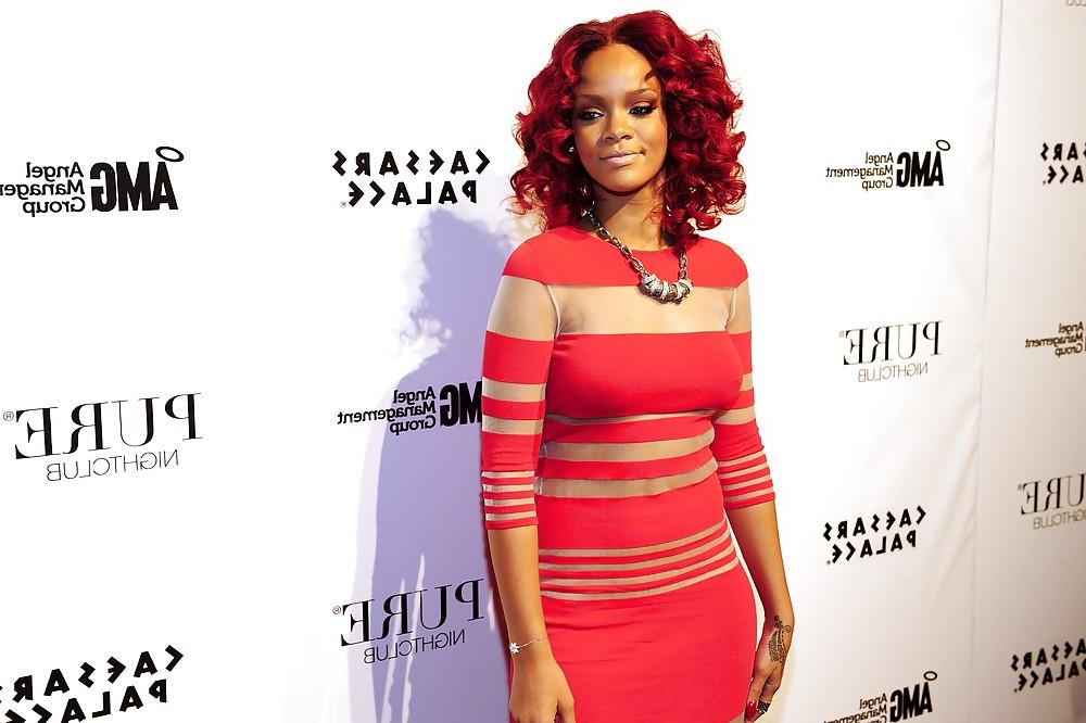 20P Rihanna at the Pure Nightclub in Las Vegas