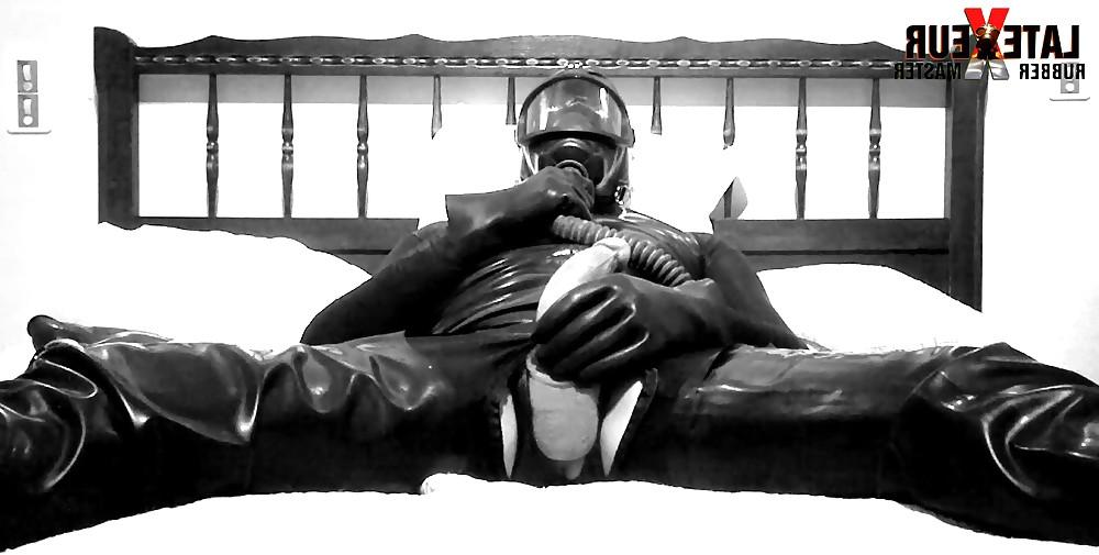 25P Frencch Rubber Master latex et masque a gaz