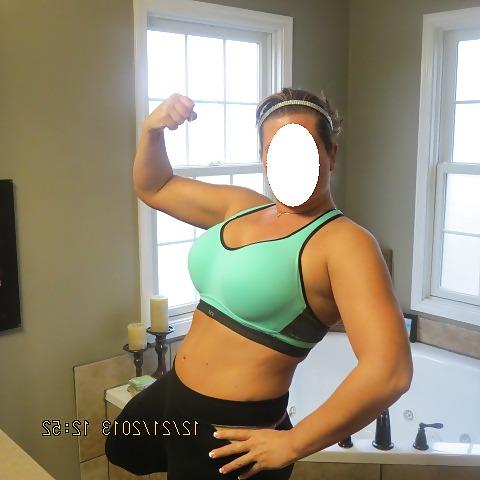 25P Wife before going to the gym