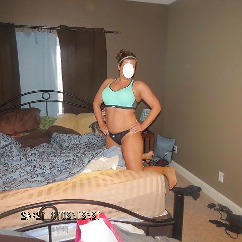 25P Wife before going to the gym