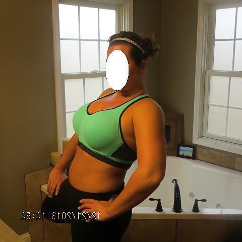 25P Wife before going to the gym