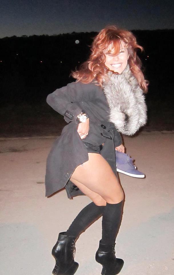 24P Bulgarian R&B Singer : Ren