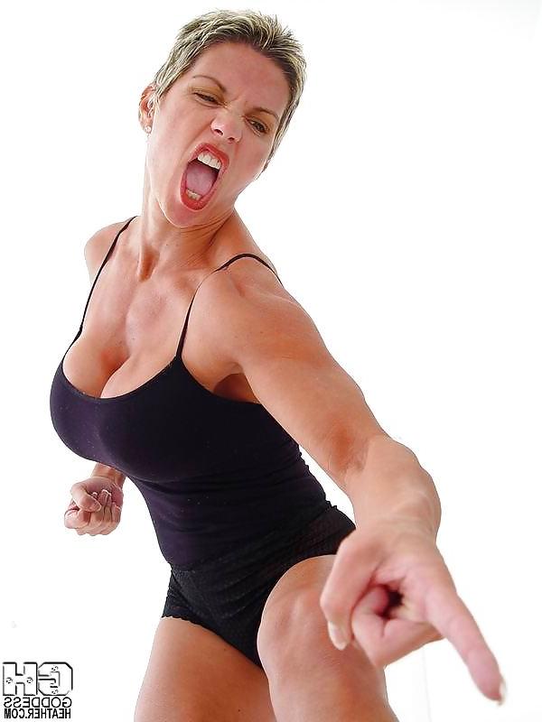 25P Muscle bitch femdom  with POWER