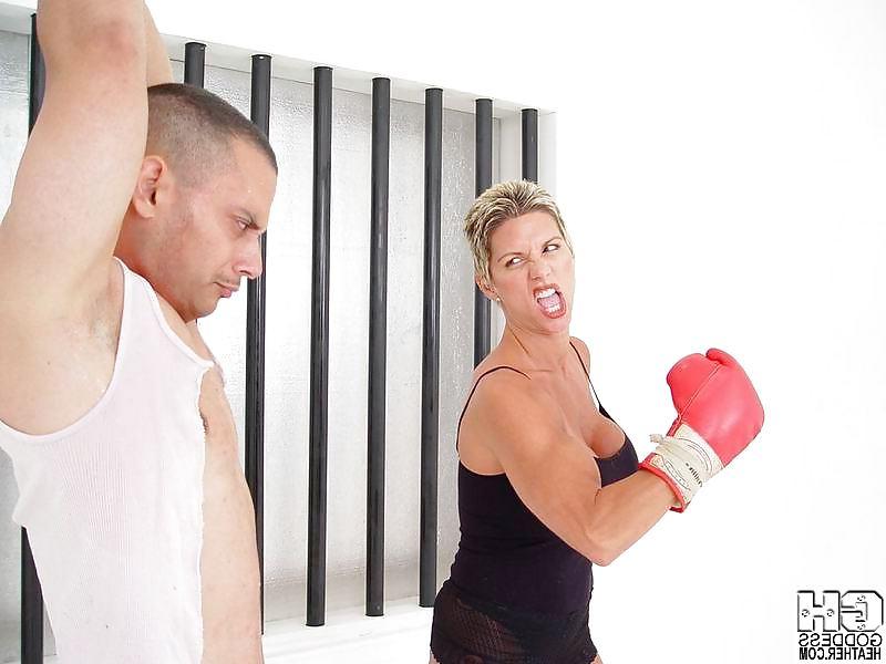 25P Muscle bitch femdom  with POWER