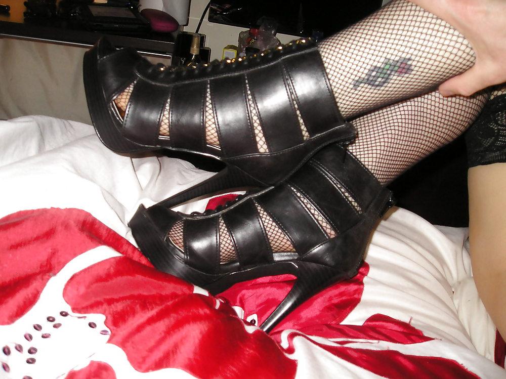 18P My girlfriends lace top fishnet stockings