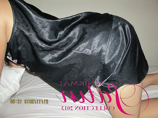 7P Black satin