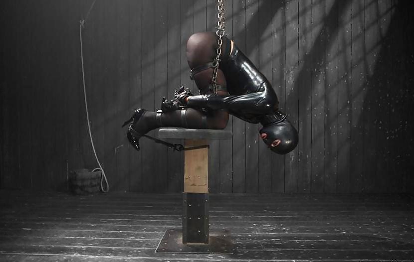 25P Cassandra Nix bdsm mix