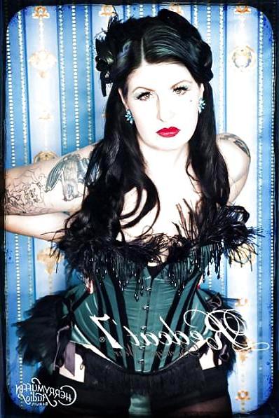 20P Beautiful Girls, Tattooed And Latex 2
