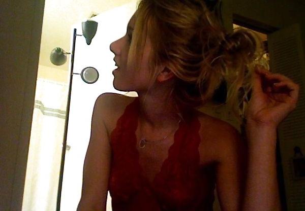 25P Blond Teen Girl with amazing body Selfshot 1of3