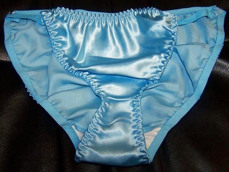 8P SEXY SATIN PANTIES