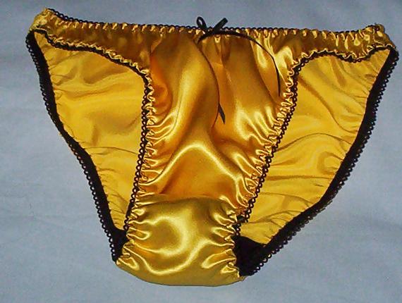 8P SEXY SATIN PANTIES