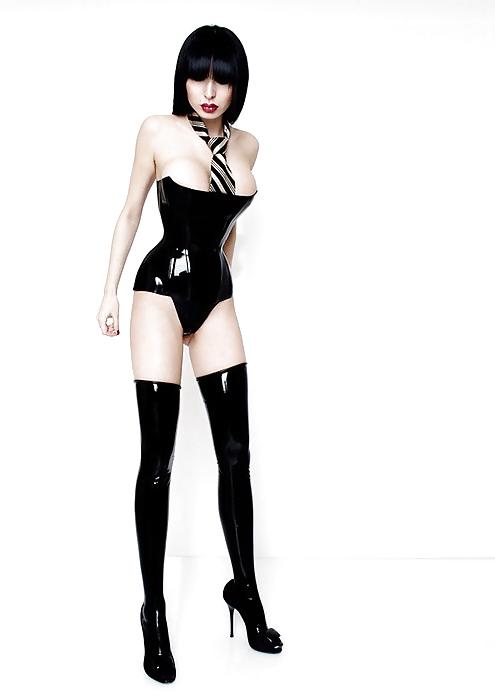 23P Latex 11!